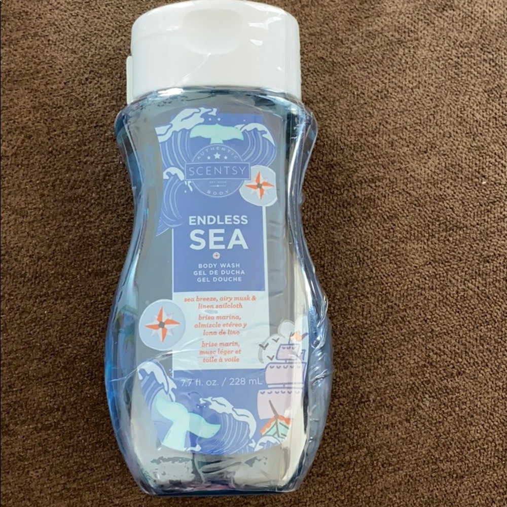 New Scentsy Endless Sea body wash